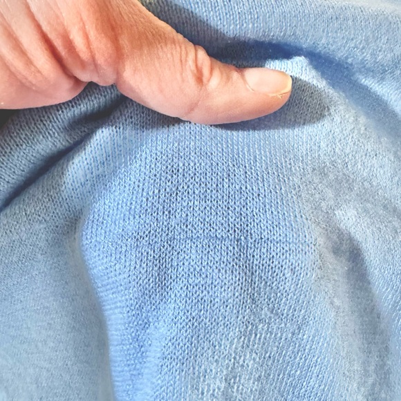 Cropped crew neck front twist - Picture 5 of 9